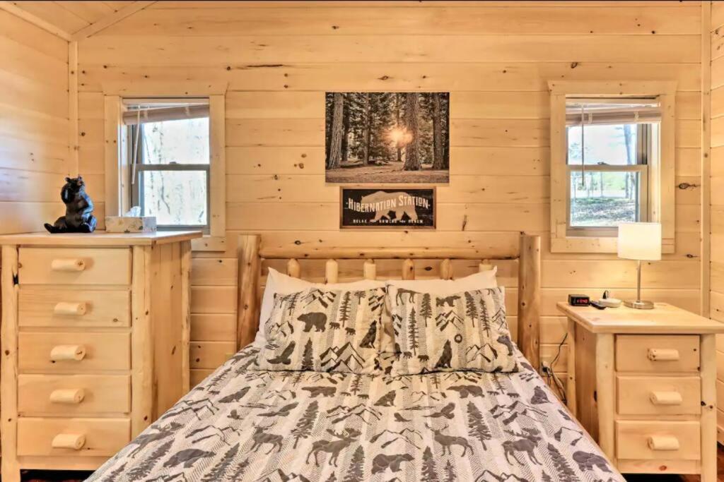 New Serene, Fun & Comfy Cabin- Covered Deck, Grill, Arcade ميرفي المظهر الخارجي الصورة
